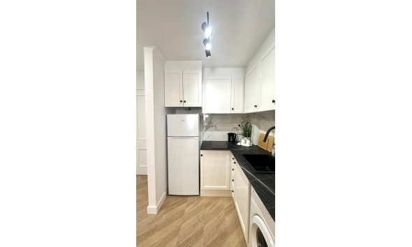 Revente - Apartment -
Torrevieja - Centro