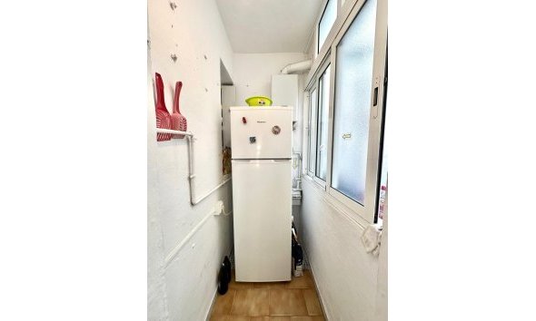 Resale - Apartment -
Torrevieja - Estacion De Autobuses