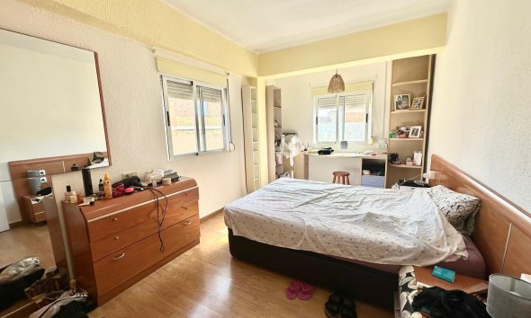 Resale - Apartment -
Torrevieja - Estacion De Autobuses