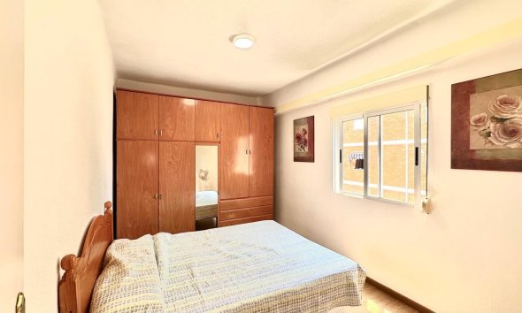 Resale - Apartment -
Torrevieja - Estacion De Autobuses