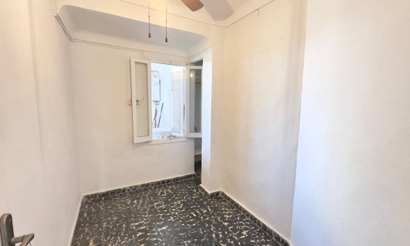 Reventa - Apartment -
Torrevieja - Zona Los Frutales