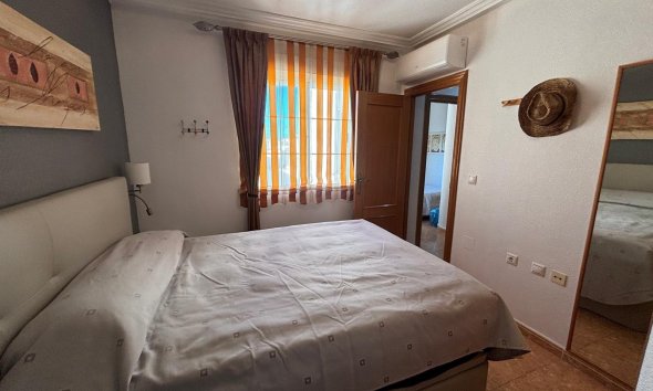 Resale - Apartment -
Torrevieja