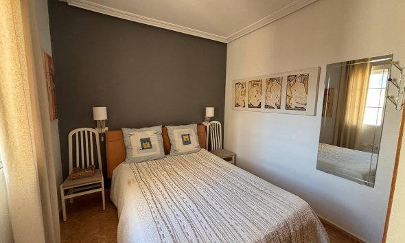 Resale - Apartment -
Torrevieja