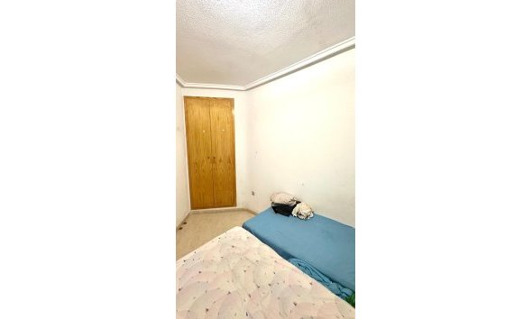 Revente - Apartment -
Torrevieja - Estacion De Autobuses