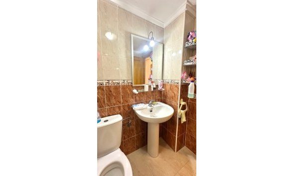 Revente - Apartment -
Torrevieja - Estacion De Autobuses