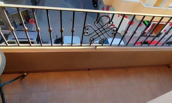 Resale - Apartment -
Torrevieja