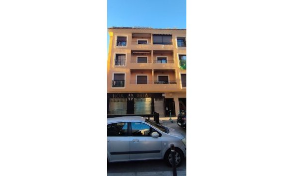 Resale - Apartment -
Torrevieja