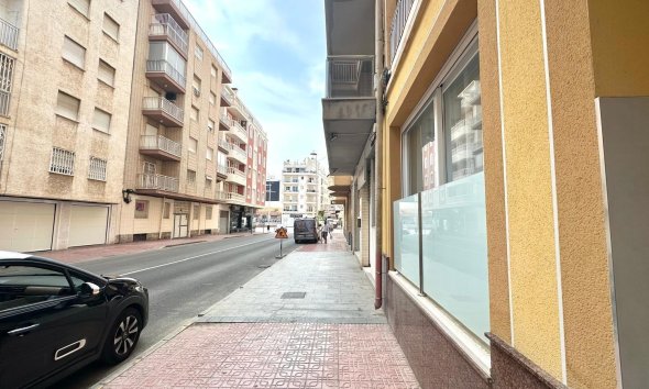 Resale - Apartment -
Torrevieja - Playa del Cura