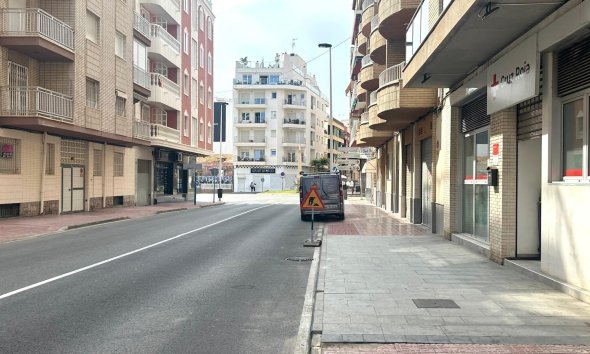 Resale - Apartment -
Torrevieja - Playa del Cura