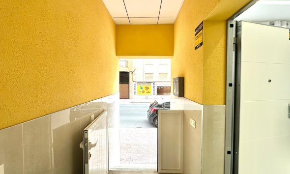 Resale - Apartment -
Torrevieja - Playa del Cura