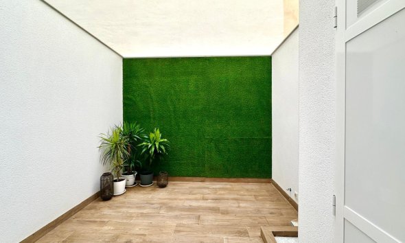 Resale - Apartment -
Torrevieja - Playa del Cura