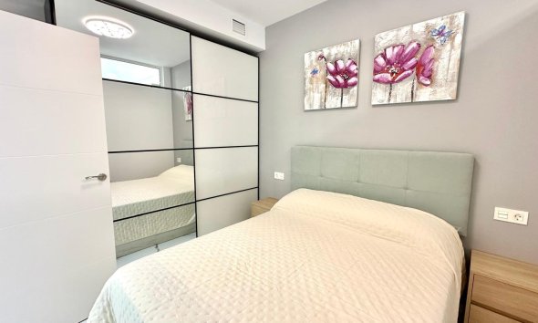 Resale - Apartment -
Torrevieja - Playa del Cura