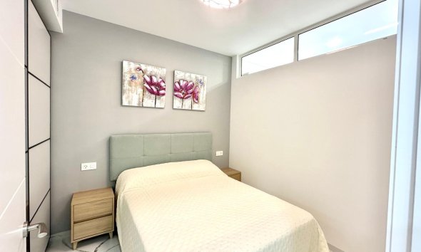 Resale - Apartment -
Torrevieja - Playa del Cura