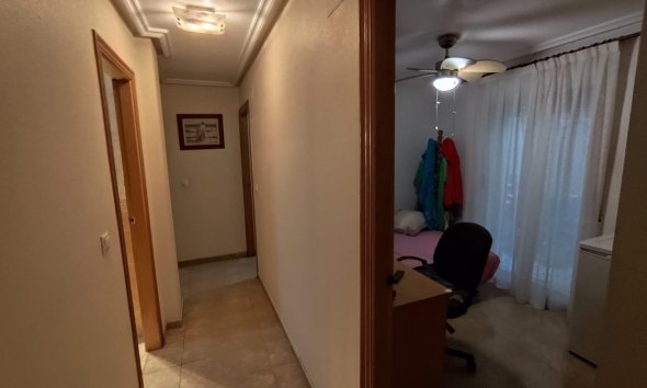 Resale - Apartment -
Torrevieja - Estacion De Autobuses