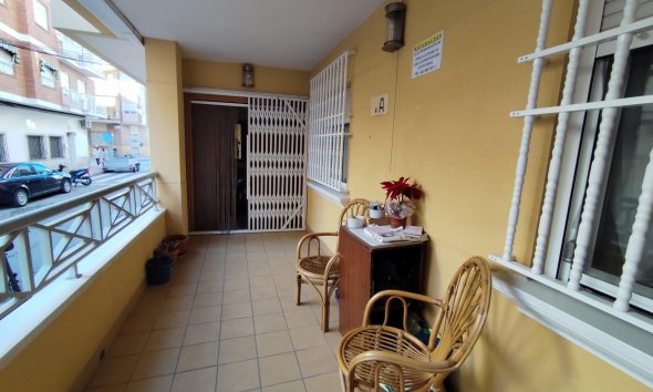 Resale - Apartment -
Torrevieja - Estacion De Autobuses