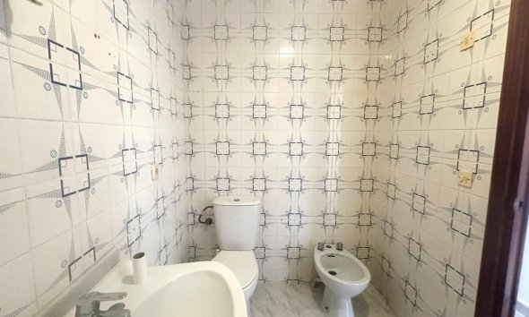 Resale - Apartment -
Torrevieja - Estacion De Autobuses