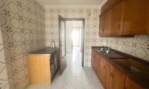 Resale - Apartment -
Torrevieja - Estacion De Autobuses