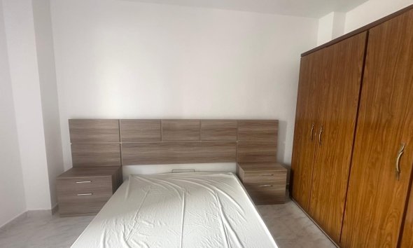 Resale - Apartment -
Torrevieja - Estacion De Autobuses