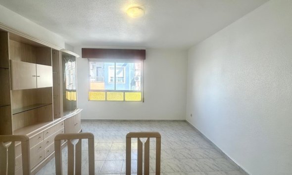 Resale - Apartment -
Torrevieja - Estacion De Autobuses