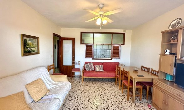 Resale - Apartment -
Torrevieja - Punta Prima