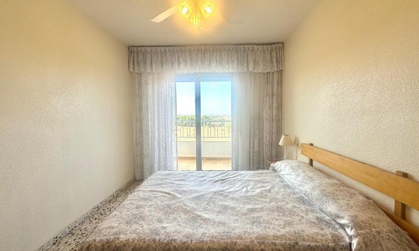 Resale - Apartment -
Torrevieja - Punta Prima