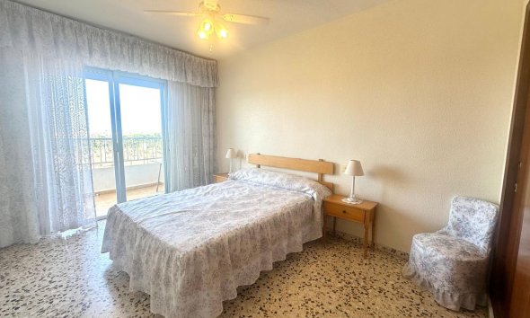 Resale - Apartment -
Torrevieja - Punta Prima