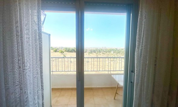 Resale - Apartment -
Torrevieja - Punta Prima