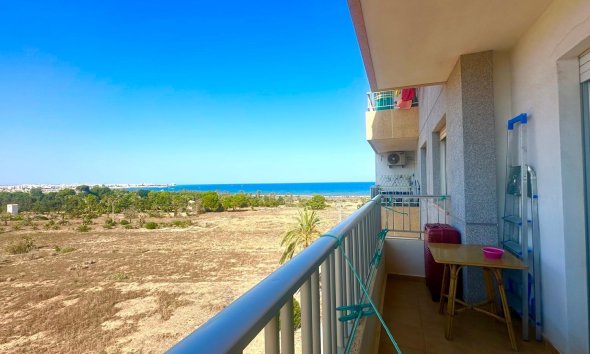 Resale - Apartment -
Torrevieja - Punta Prima