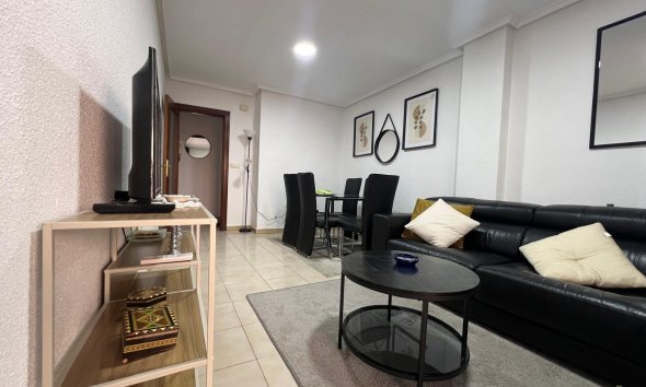 Resale - Apartment -
Torrevieja - Playa del Cura