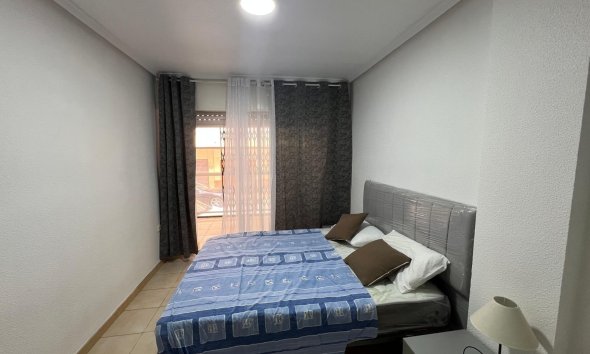 Resale - Apartment -
Torrevieja - Playa del Cura