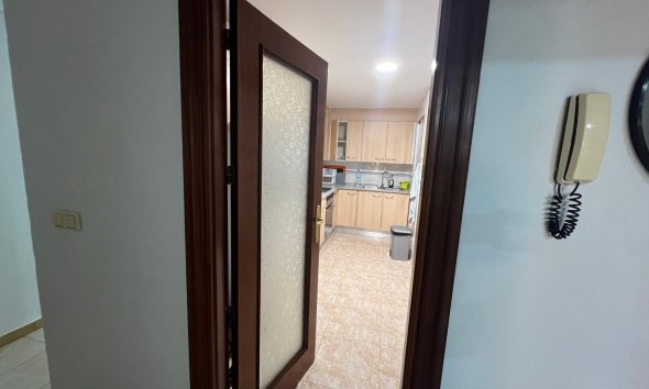 Resale - Apartment -
Torrevieja - Playa del Cura