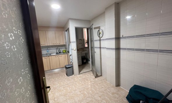 Resale - Apartment -
Torrevieja - Playa del Cura
