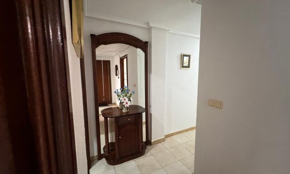 Resale - Apartment -
Torrevieja - Playa del Cura