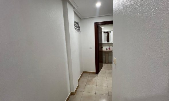 Resale - Apartment -
Torrevieja - Playa del Cura