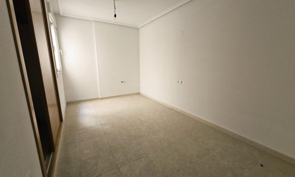 Resale - Apartment -
Torrevieja