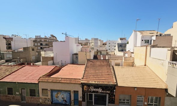 Resale - Apartment -
Torrevieja