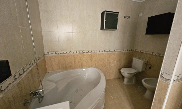 Resale - Apartment -
Torrevieja