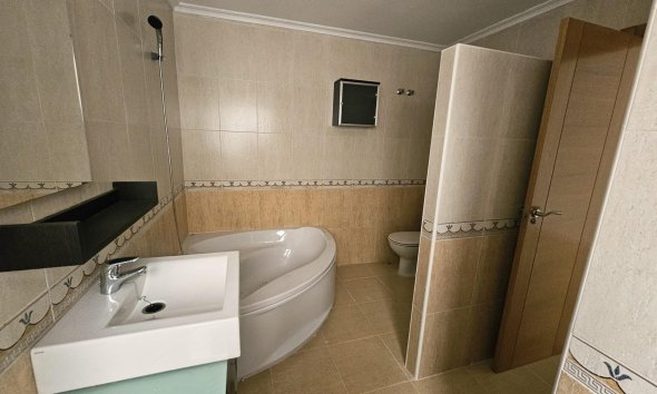 Resale - Apartment -
Torrevieja