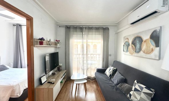 Reventa - Apartment -
Torrevieja - Acequion