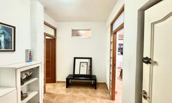 Revente - Apartment -
Torrevieja