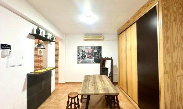 Revente - Apartment -
Torrevieja