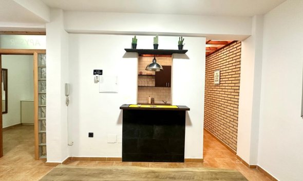 Revente - Apartment -
Torrevieja