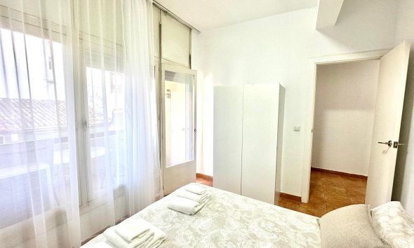 Revente - Apartment -
Torrevieja