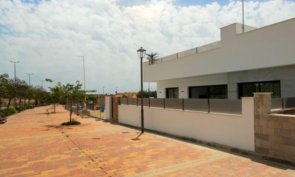 Obra nueva - Villa -
Sucina