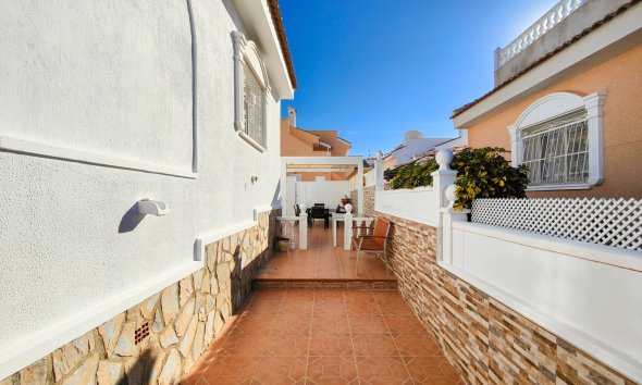 Reventa - Villa -
Ciudad Quesada - Costa Blanca