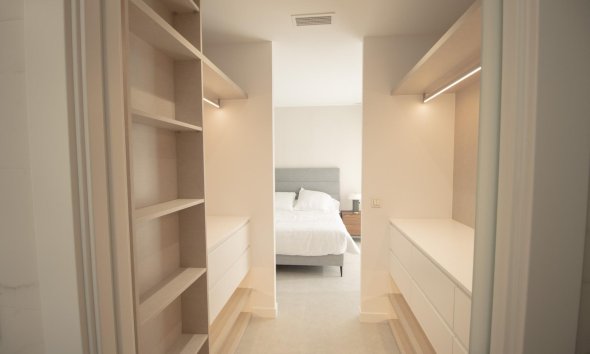 Obra nueva - Villa -
Finestrat - Puig Campana Golf