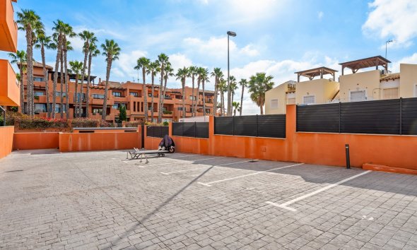 Reventa - Apartment -
Orihuela Costa - Costa Blanca