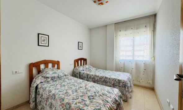 Reventa - Apartment -
Torrevieja - Costa Blanca
