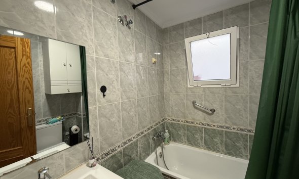 Reventa - Apartment -
Torrevieja - Costa Blanca