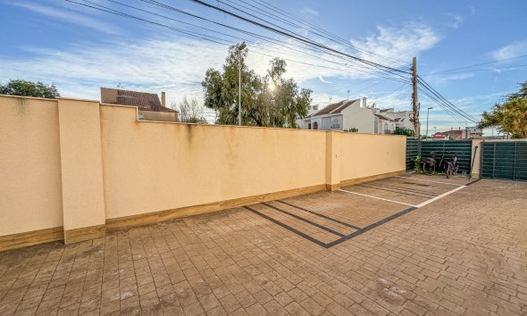 Resale - Apartment -
Torrevieja - Costa Blanca